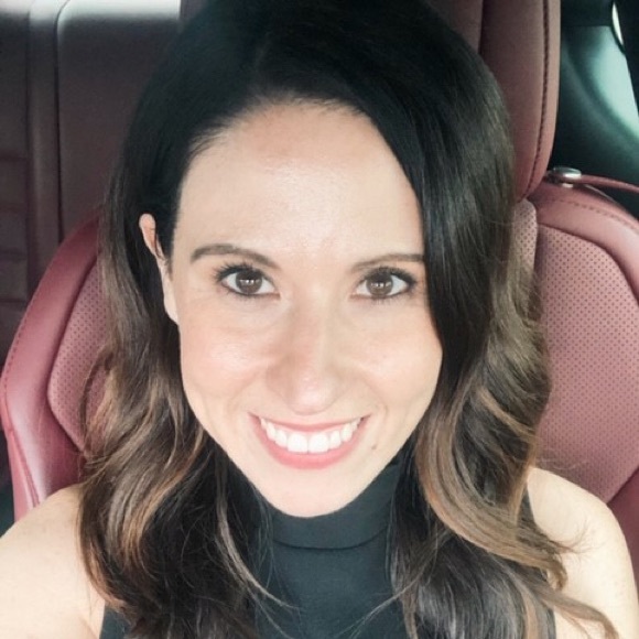 Meet your Posher, Juanita - Picture 1 of 1